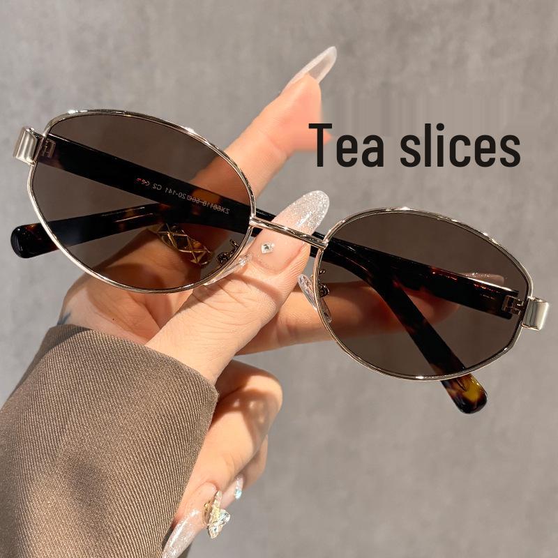 Okrągłe Okulary Przeciwsłoneczne w Panterkę ze Złotymi Oprawkami Vintage dla Kobiet, Styl Y2K, Model wyszczuplający twarz okrągłą i kwadratową