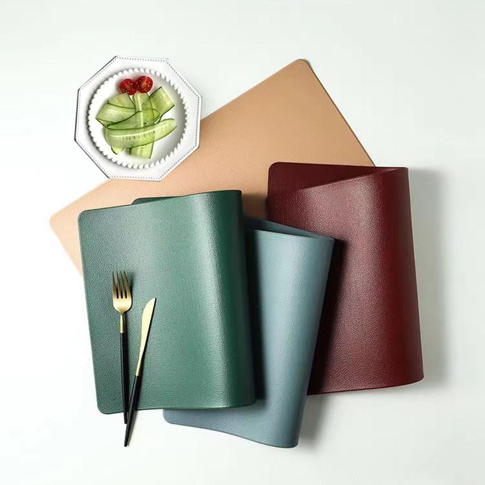 2 Stück Tischsets 30x45cm PU Tischsets Abwischbar Wasserdicht Hitzebeständig Rutschfest Leicht zu Reinigen Einfarbige Tischmatten für Esstisch