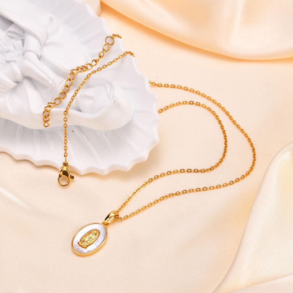 Vnox Guadalupe Virgin Mary Necklace for Women Teens, Gold Plated Oval Zircon Inlay Mary Pendant Collar Faith Gift