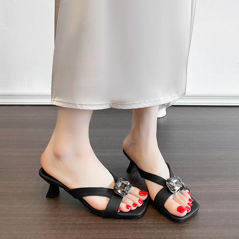 Fashion Shoes Woman's Slippers Square Toe Glitter Slides Heeled Mules Rubber Flip Flops 2025 Jelly High Hawaiian Thin Scandals Crystal