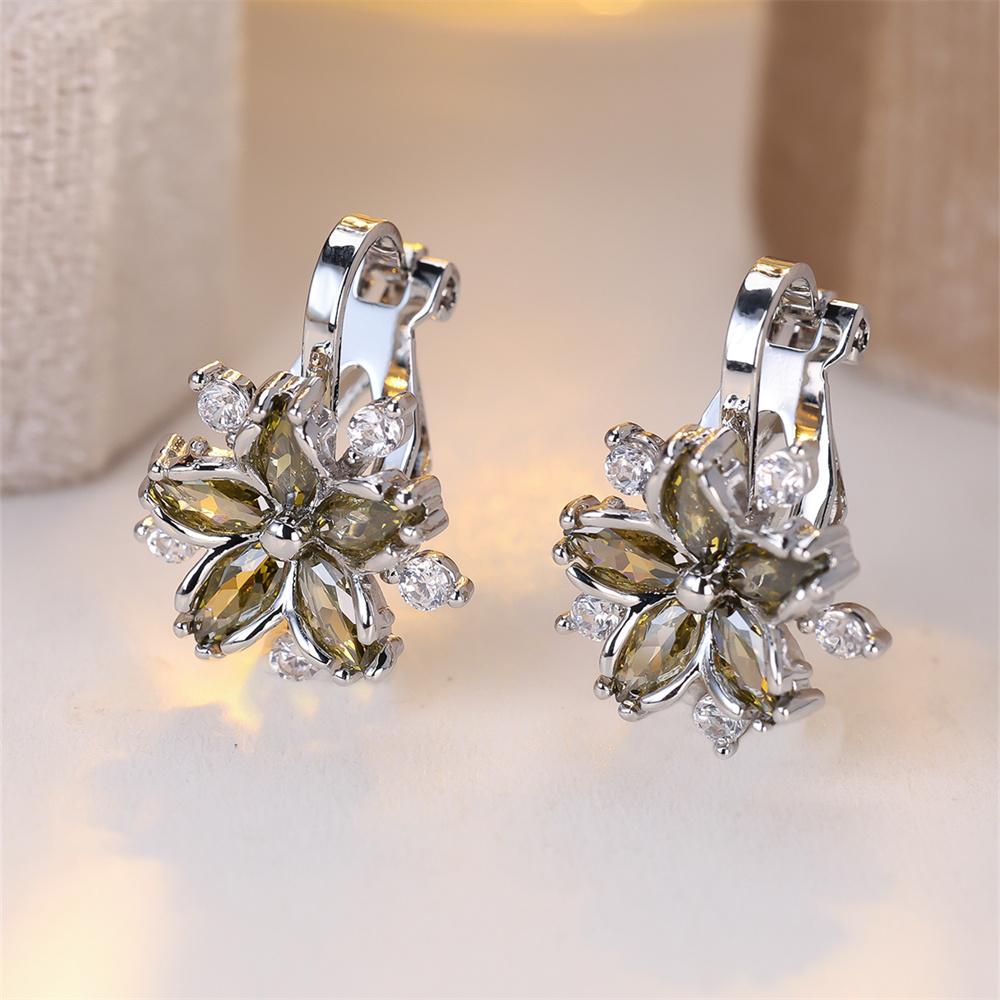 Rainbow Zircon Cute Flower Earring Multicolor Crystal Sakura Clip Earrings For Women Vintage Silver Color Bridal Wedding Jewelry