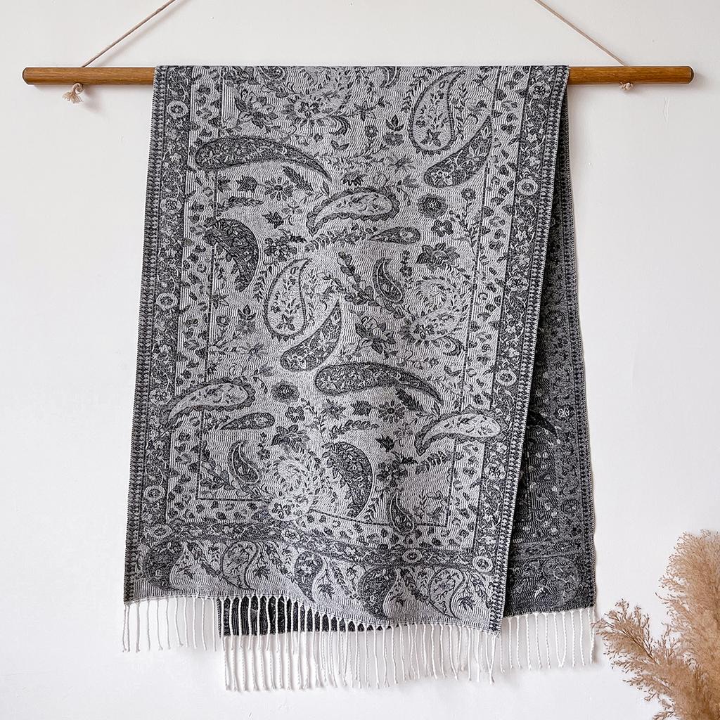Women Autumn and Winter Popular Imitation Cashmere Scarves Ethnic Style Shawl Cloak Thickened Warm Coldproof Tassel Female Scarf