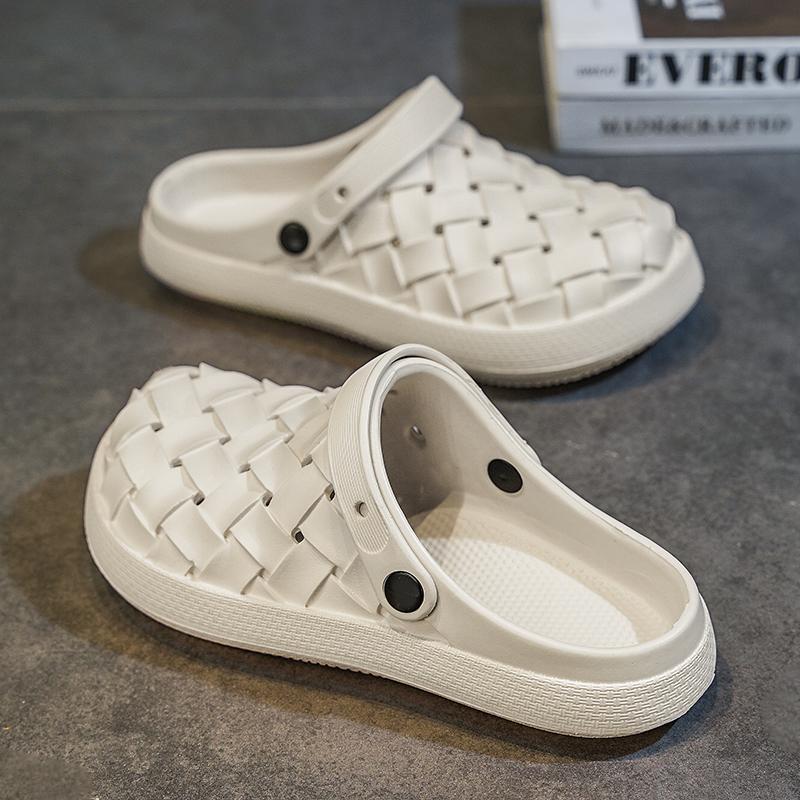 2025 Summer New Men's Fashion Comfortable Soft Light Casual Slippers Home Seaside Beach Non-slip Driving Office Baotou Slippers