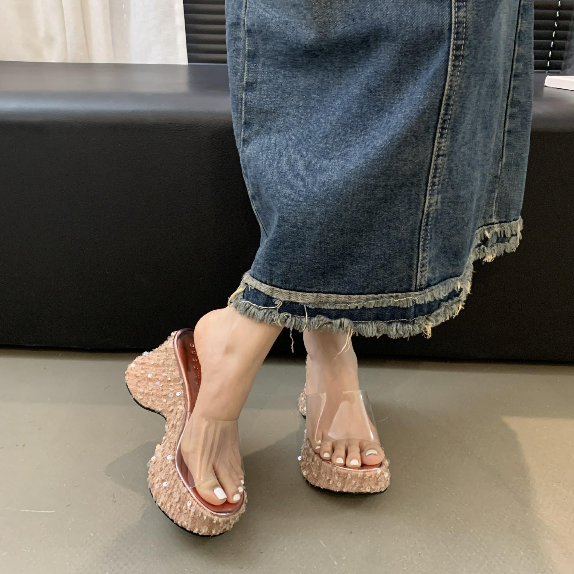 

Transparent muffin platform slippers one-word medium and high heels outer wear women s shoes sandals drag sequins 39 розовый