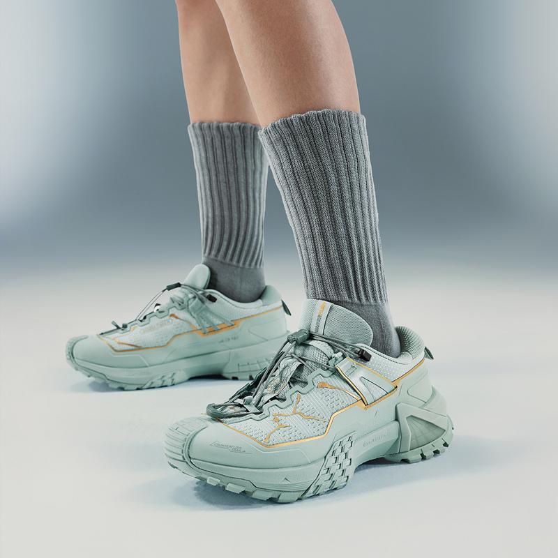 New LiNing CF Su Xingchuan Cushioning, Wear Resistant Low Top Hiking Shoes Unisex Green AHTU017-6