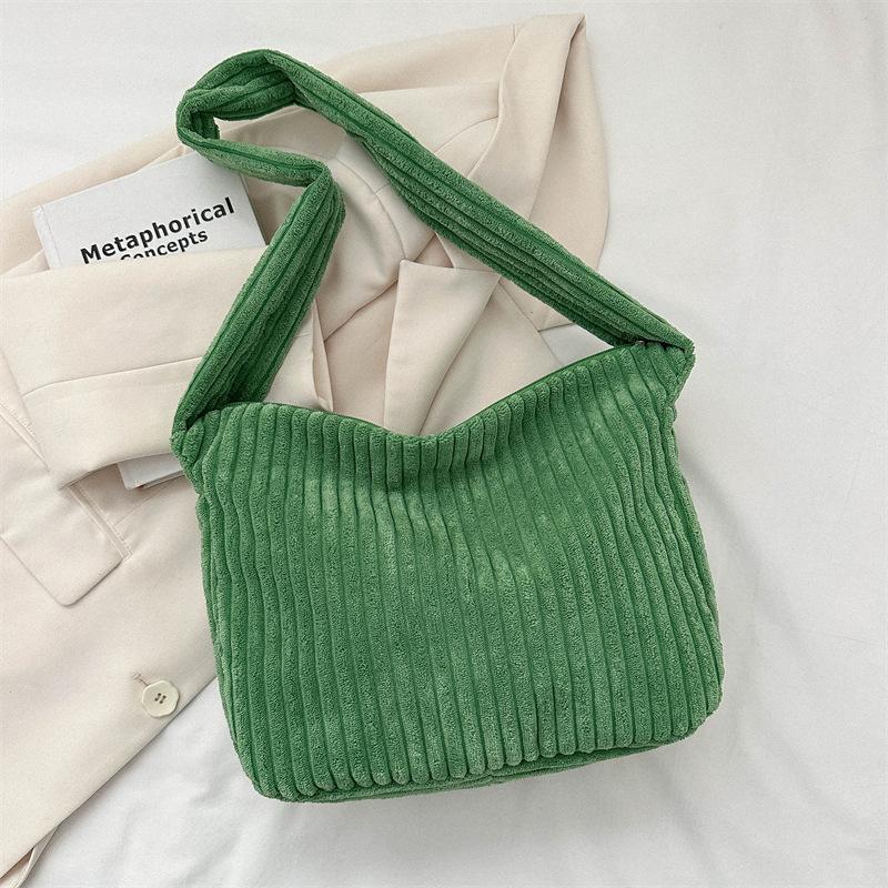Large-capacity bag women's 2025 autumn and winter new corduroy commuter shoulder bag literary college student class crossbody bag