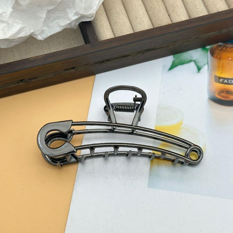 Women Zinc Alloy Hair Claw Elegant Hollow Vintage Barrettes Hairpins Hair Accessories For Girls Daily Wear