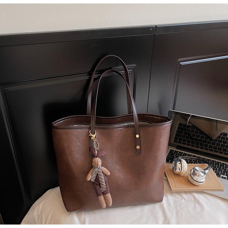 

Винтажная сумка-тоут женская 2025 новая сумка-мессенджер большой вместимости универсальная сумка через плечо модная сумка для занятий для студентки