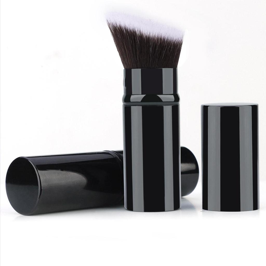 Portable Retractable Makeup Brush - Multifunctional, Dustproof, Blush & Powder Beauty Tool.