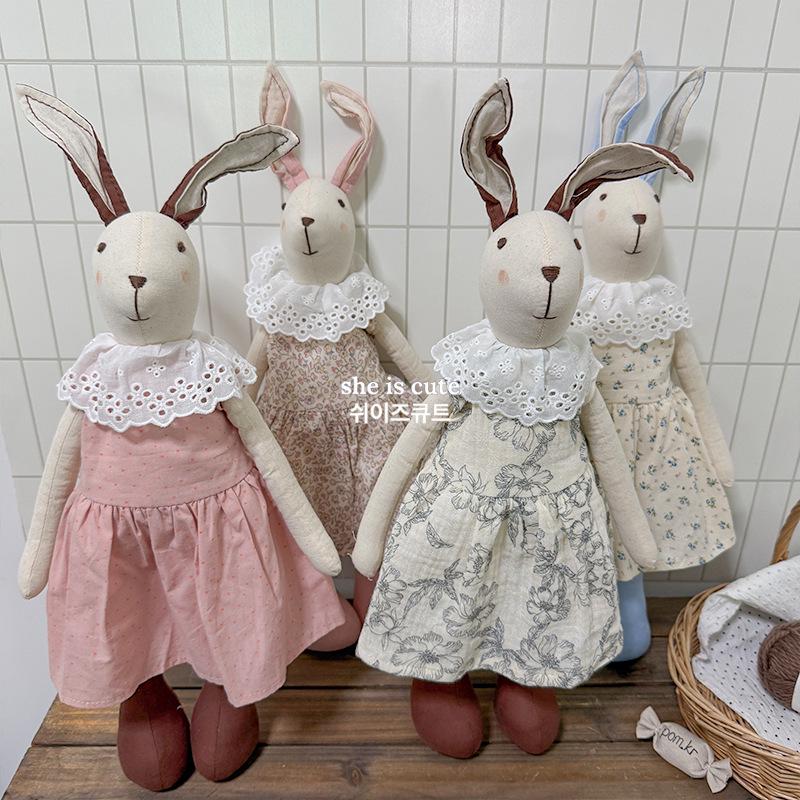 Nordic Handmade Long-Legged Rabbit Doll - Cotton Linen Fabric, Standable, Perfect Birthday Gift Ornament for Kids.