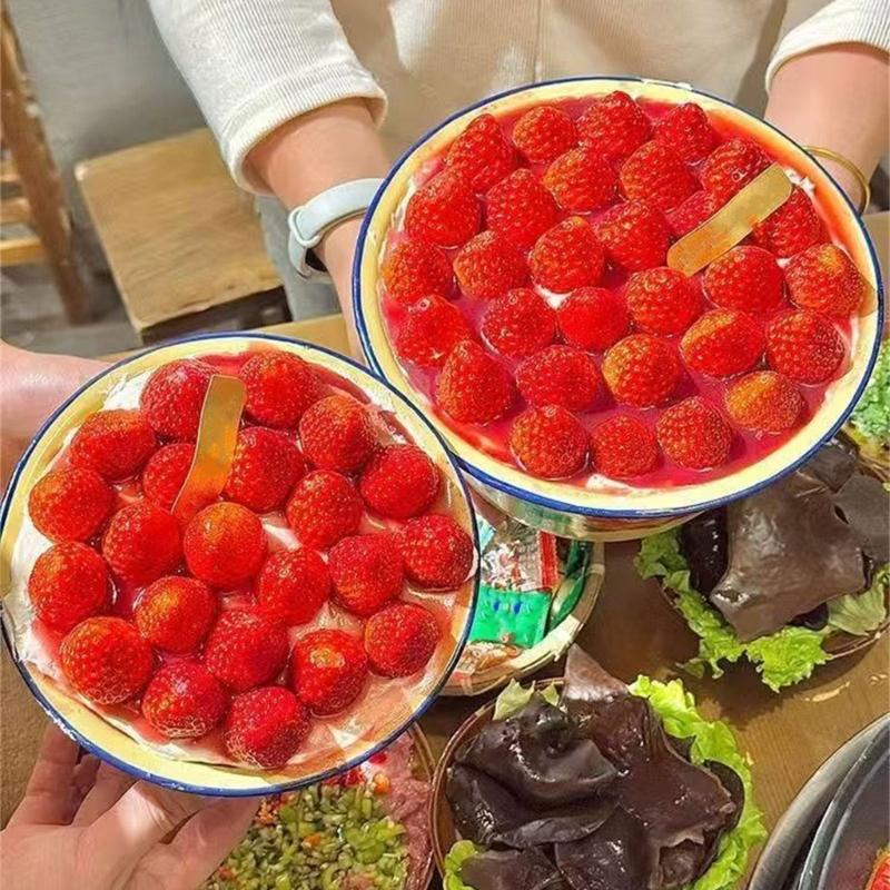 Enamel Snacks Bowl Large Capacity Cake Dessert Container with Lid Enamel Washbasin for Storing Soups and Vegetables