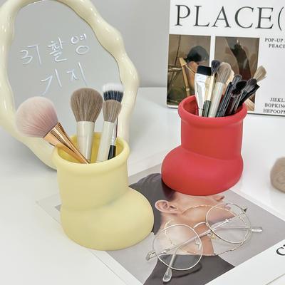 Creative Little Red Boots Pen Holder Series Plastic Student Desktop Vase Multi-functional Makeup Brush Storage Bucket