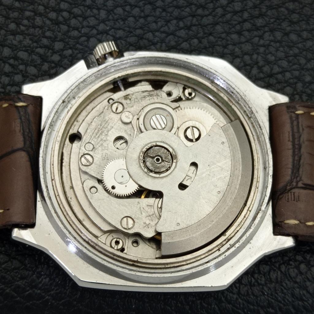 Seiko 5 AUTOMATIC JAPAN MENS 7009A VINTAGE MAROON COLOR DIAL WATCH A702327-5 R124-a702327