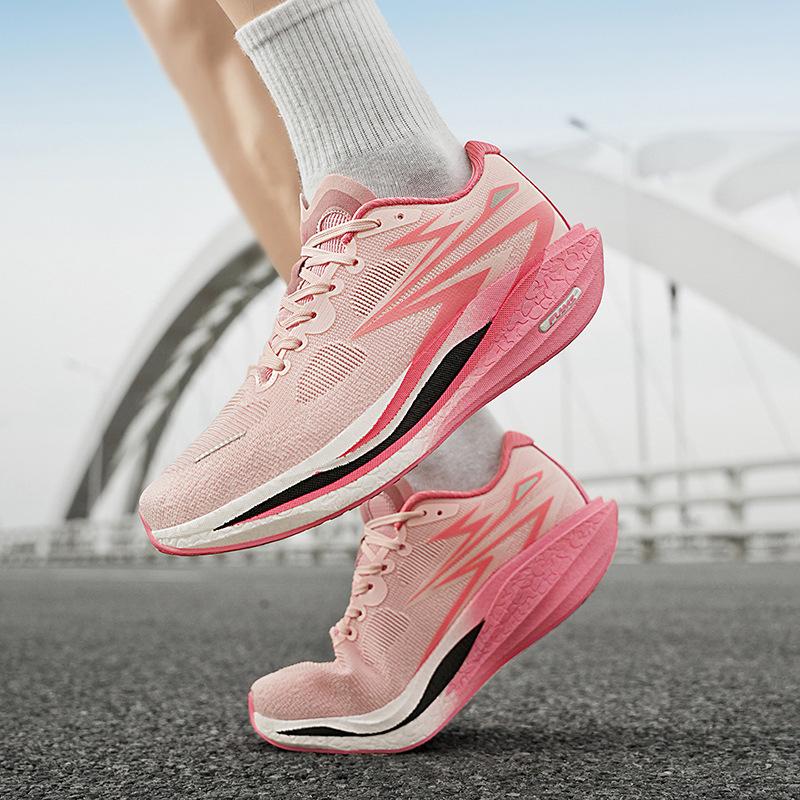 Summer new flying fuel jaka breathable comfortable sports lightweight cushioning wear-resistant youth running shoes