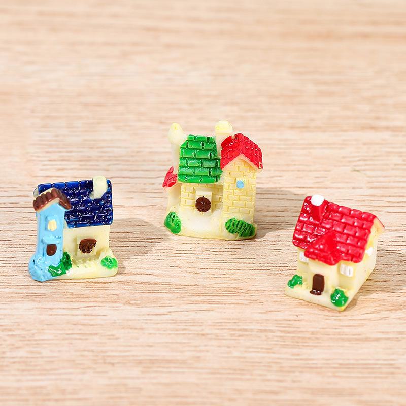 Miniature European Villa Landscape Decor: Creative Succulent Ornaments