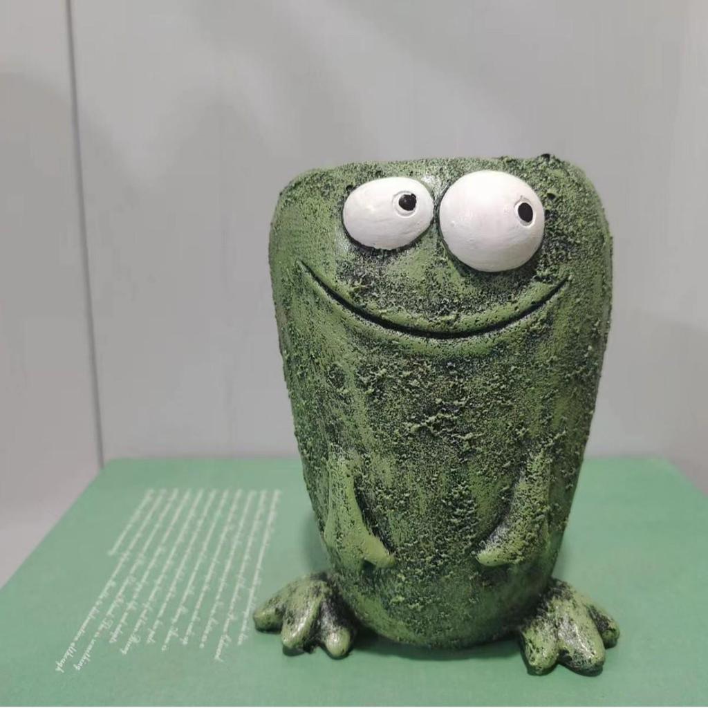 Cross-border Creative Frog Succulent Planter - Unique Decorative Ornament for Home Garden.
