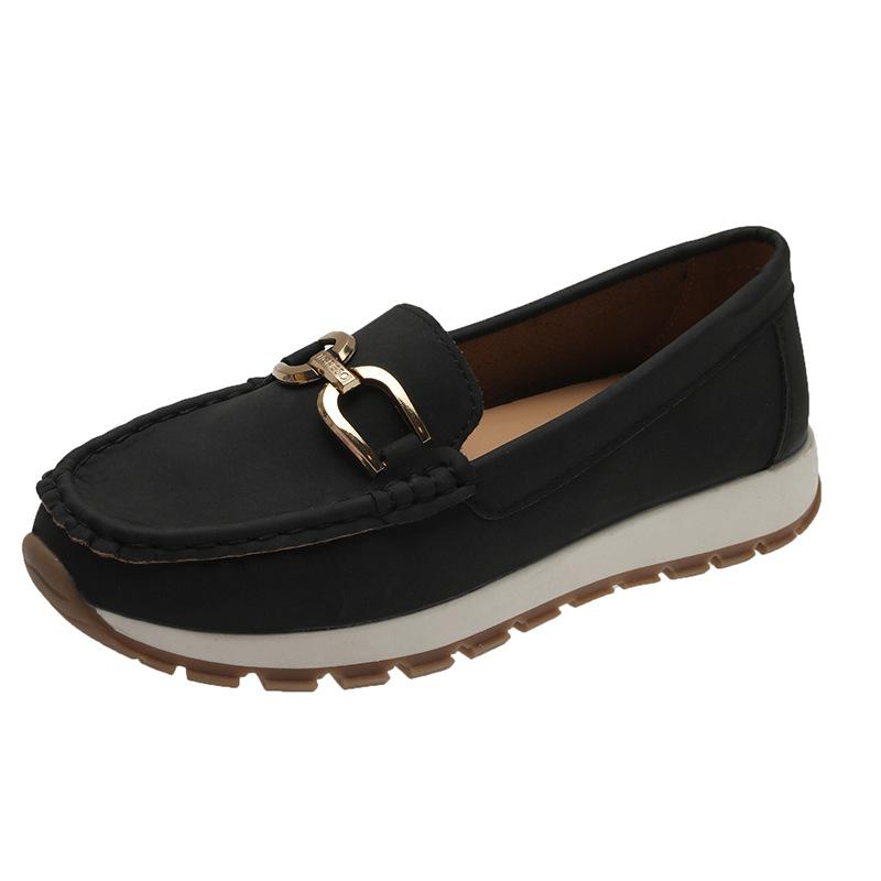 Spring New Fashion Round Head Foot Thick Sole Fashion Large Size Women's Shallow Mouth Metal Chain Women's Single Shoes