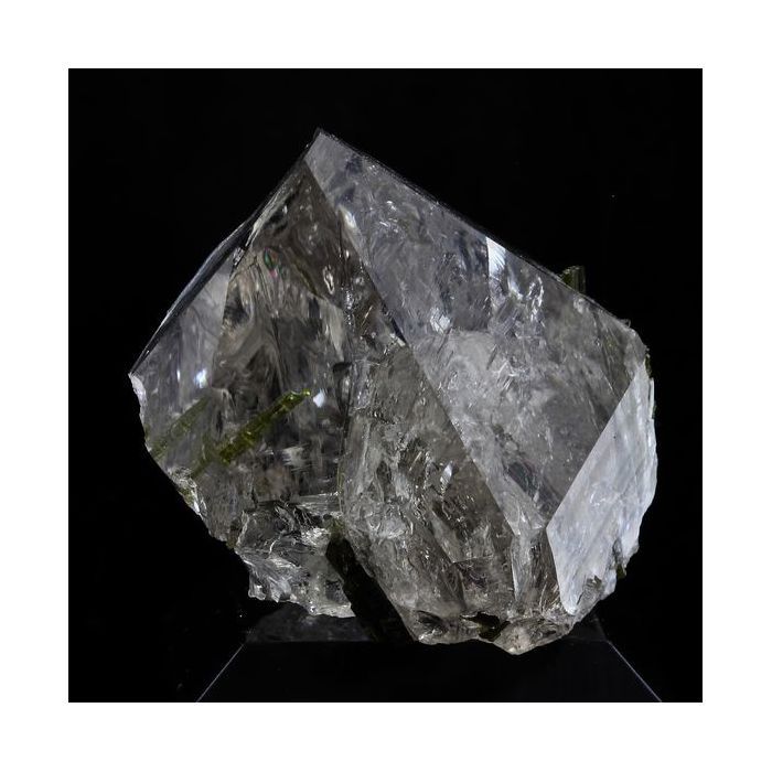 Pierres et Minéraux. Quartz fumé + Epidote. 164.0 ct. Massif des Grandes Rousses, Isère, France.