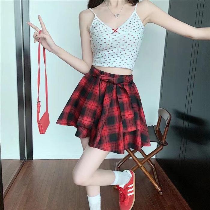 Retro Plaid High-Waisted Women's Skirt - Versatile and Slimming