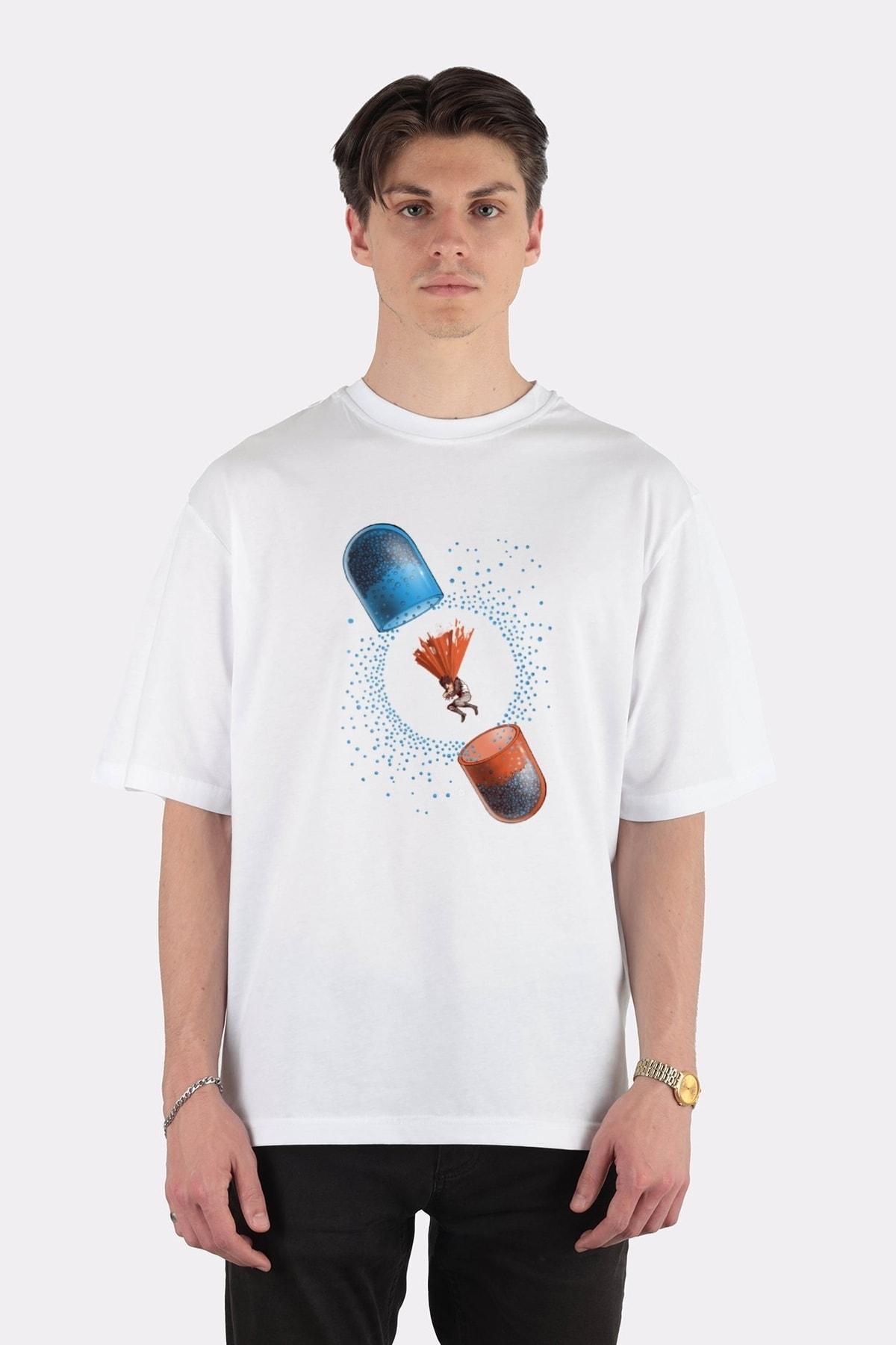 

Белая футболка оверсайз унисекс Powerfull Pills