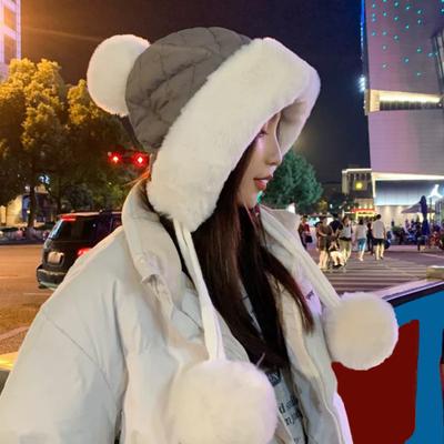Damen Gesteppte Mütze Winter Gepolsterte Warme Mütze mit Niedlichem Bommel Ohrenschutz Fuzzy Mütze mit Kordelzug für Herbst Winter Street Daily Wear