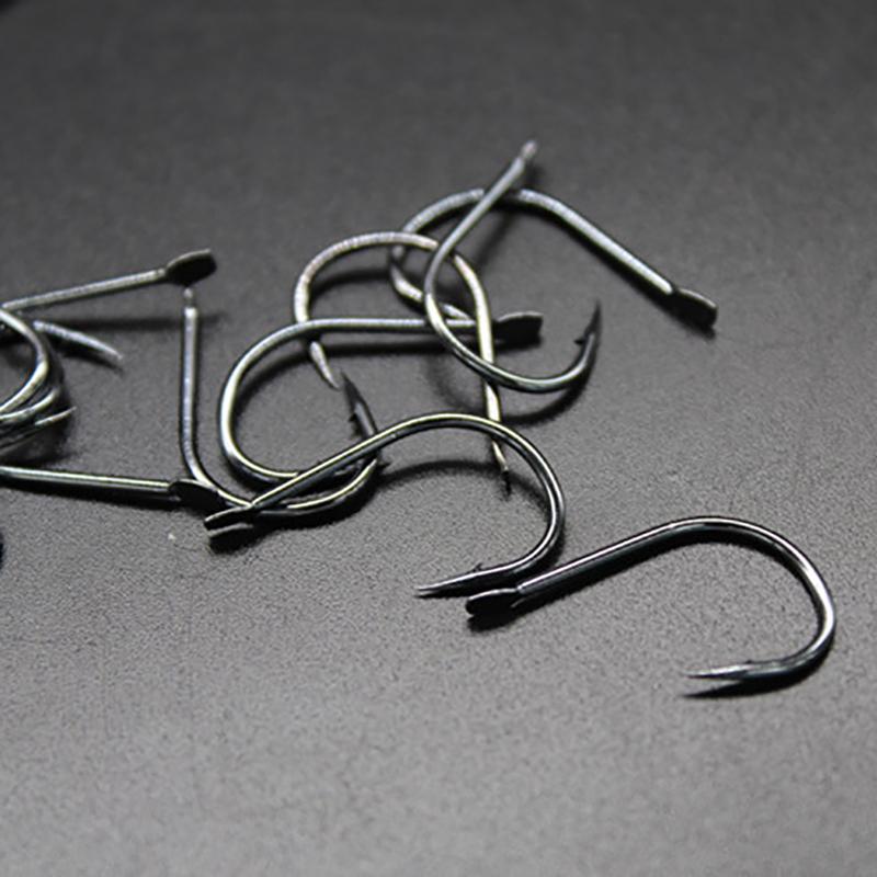 100Pcs Gold Iseini Fishing Hooks 100Pcs/Box Black Tube Payment Iseini Pressure Shank W/ Circle/Barbs