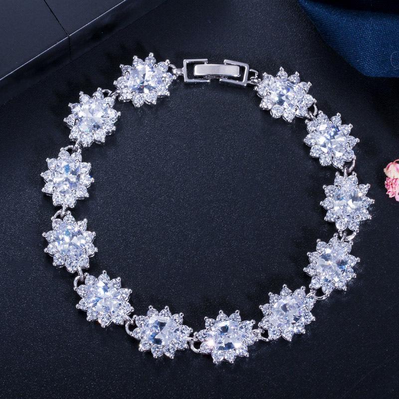 Women'S Jewelry 18K Real White Gold Plated, Exquisite Super Flash Zircon Bracelet Bracelet