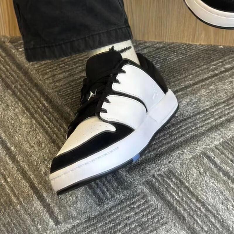 New Jordan NU Retro 1 Low White Black GS FB4412-100