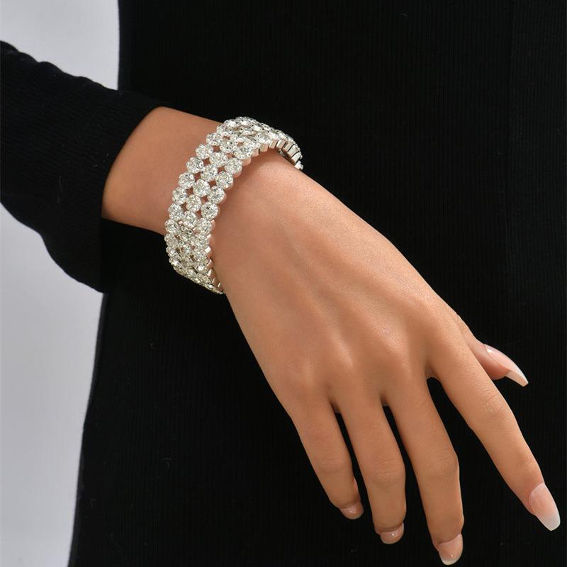 

Европейский и американский роскошный трехрядный браслет-манжета с полным бриллиантовым паве для невест и подружек невесты серебряный