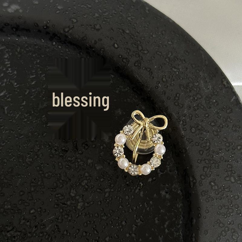 Pearl Mosquito Coil Disc Ear Clips: No-Pierce, Elegant French-Style Earrings for Women