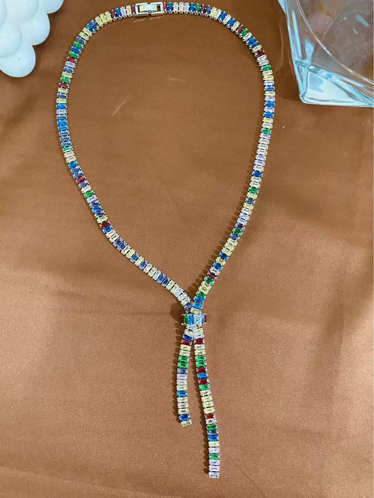 Ensemble collier et boucles d'oreilles à pampilles en zircon: Accessoires de Chaîne de Clavicule Haut de Gamme Chic Européen-Américain pour Femmes
