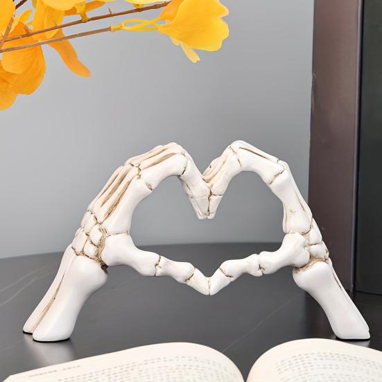 Skeleton Hands Heart Sculpture Gothic Love Gesture Statue Resin Heart Shape Skeleton Finger Gesture Figurine for Halloween Home Decor Gift