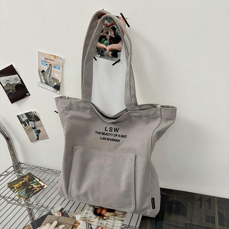 Large Capacity Personalized Bag Women 2025 New Student Class Handbag Trendy Leisure Shoulder Commuter Tote Bag