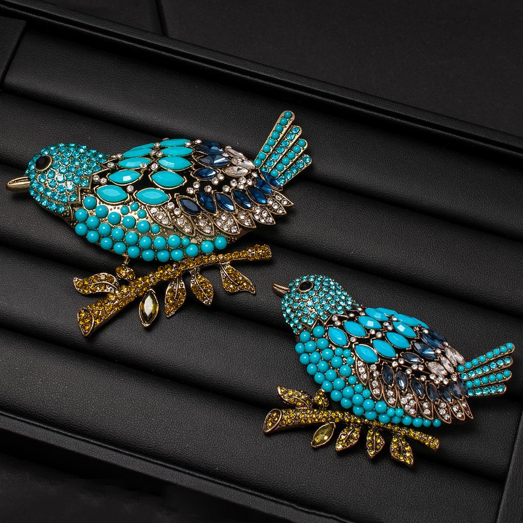 Retro Fashion Bird Brooch