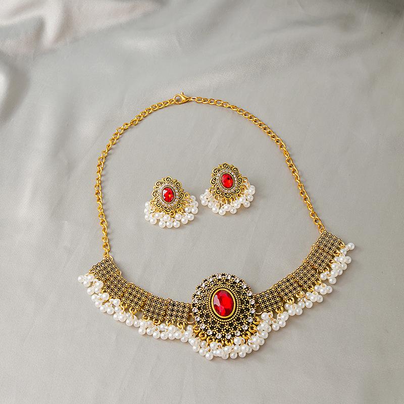 European and American cross-border sources, full of pearl sequins, beautiful glitter, vintage necklace set, earrings, personalized color-blocking ear