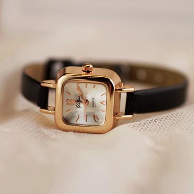 Kleine quadratische Zifferblatt Damenuhr Dünnes Lederarmband Damen Armbanduhr Elegante Quarz Damenuhren Lässig Relogios Feminino Reloj