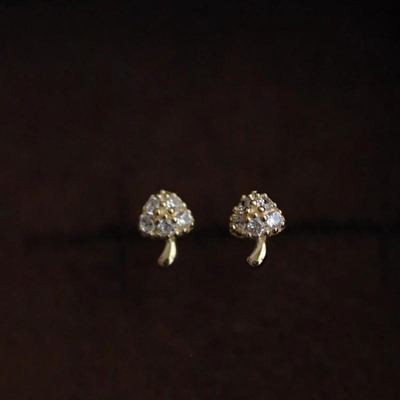 

Girls 925 Sterling Silver Inlaid Zircon Delicate Small Mushrooms Stud Earrings For Women Daughter Girls Birthday Gift Jewelry Silver