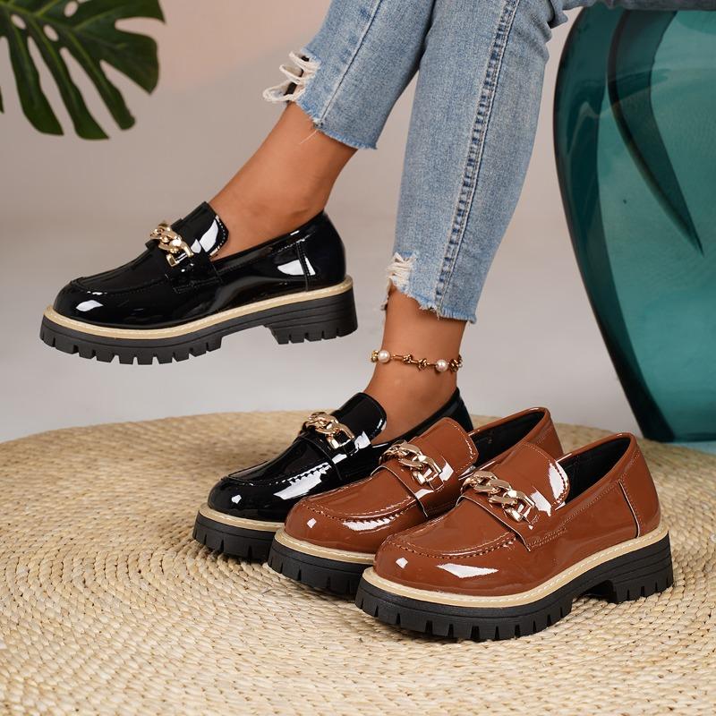 New Large-sized Thick-soled Shoes with Round Heads and Fashionable Square Heels