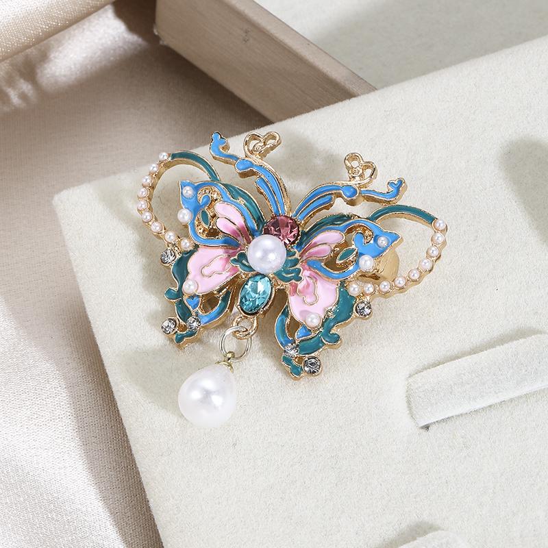 1pcs New Fashion Enamel Painted Butterfly Brooches for Women Clothing Coat Party Accessries Gifts for Friends