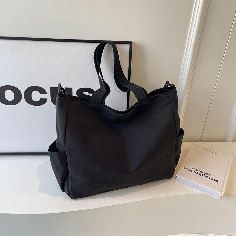 

Корейская версия простой сумки-тоут большой вместимости для женщин 2024 года, новая сумка через плечо для пассажиров пригородного класса, простая модная сумка-мессенджер чёрный