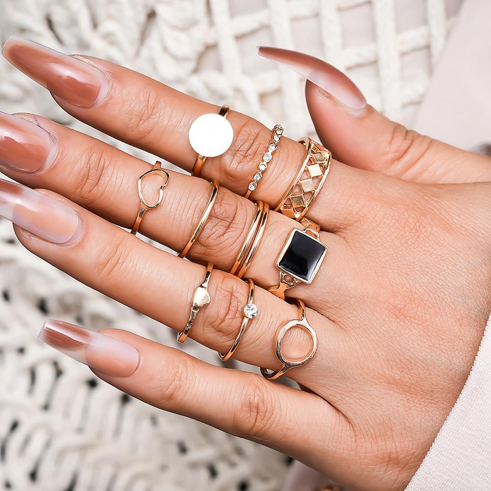 

Золотое кольцо с бриллиантом в полую точку и геометрическим узором Love, 11 шт./компл. золотой/чёрный