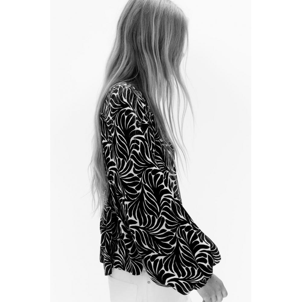 

Блузка с объемными рукавами HM Темно-синяя с рисунком