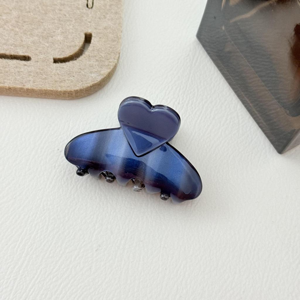 Elegant Korean Style Retro Heart Acetate Claw Clip for Hair