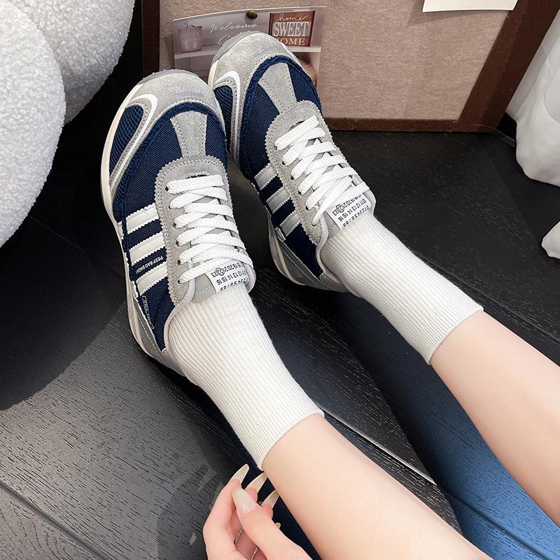 

New autumn flat baseplate shoes women s fashion versatile casual sports shoes retro soft-soled running shoes 35 синий
