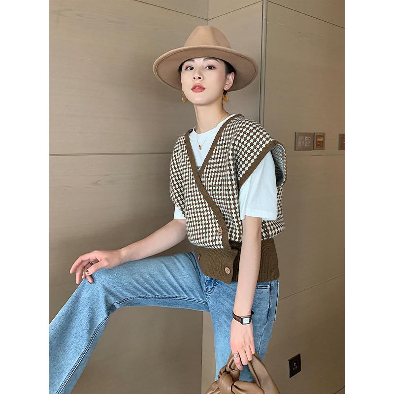 Short American Diamond Knitted Vest Women 2022 Spring And Autumn Retro Outer Plaid Sweater Cardigan Casual All-match Top