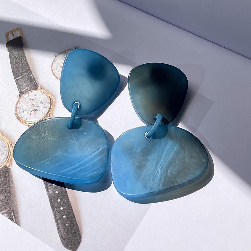 Vintage Blue Glass Bow Earrings - Retro Design Ornament