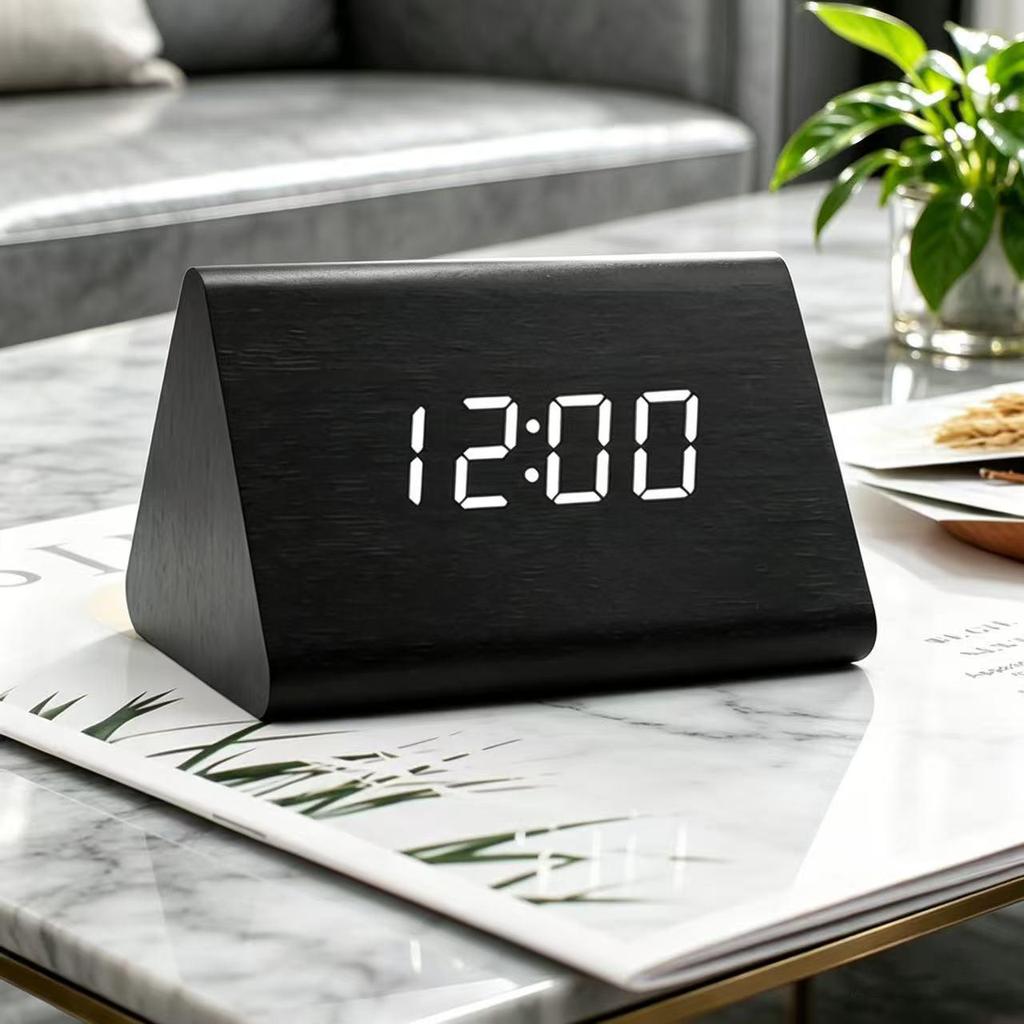 Voice-Activated Wooden Office Silent Multifunctional Digital Clock with Temperature Display and Student Alarm