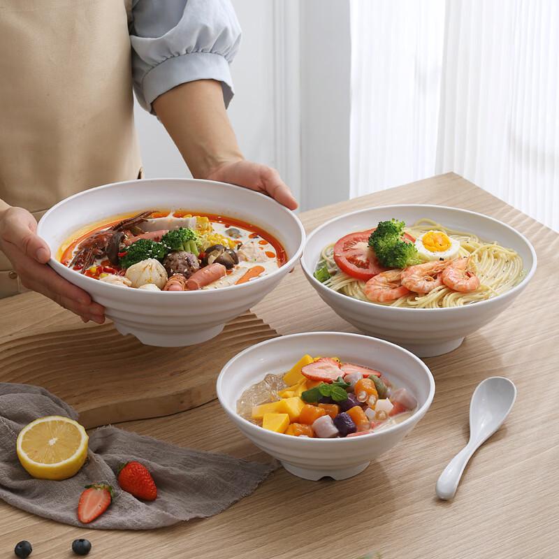 ZISIZ Japanese Style White Enamel Soup Bowls