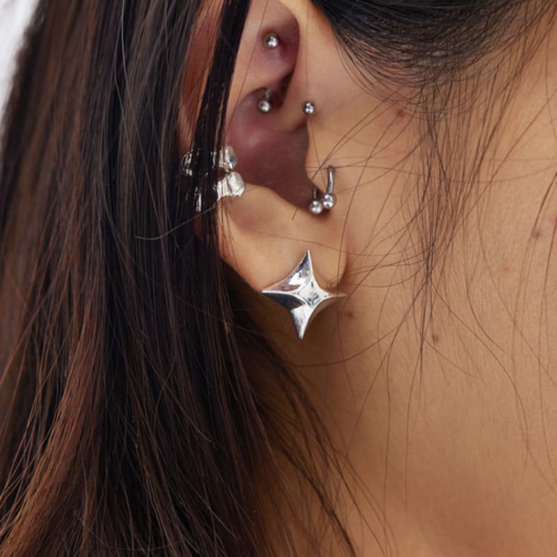 NIMBUS SHINE STAR SINGLE EARRINGS (L)