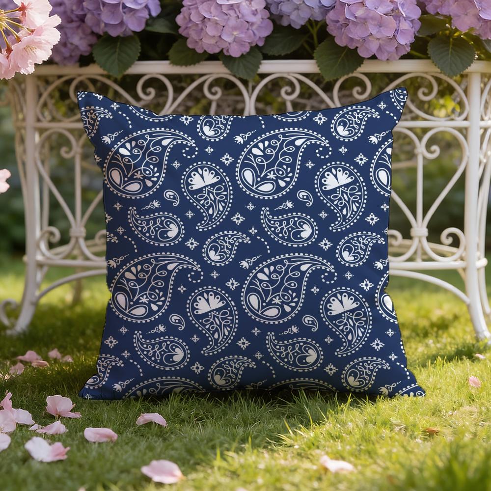 Paisley Bandana Pattern Cushion Cover Home & Car Dual-Scene Pillow Cover: Reversible for Premium Comfort